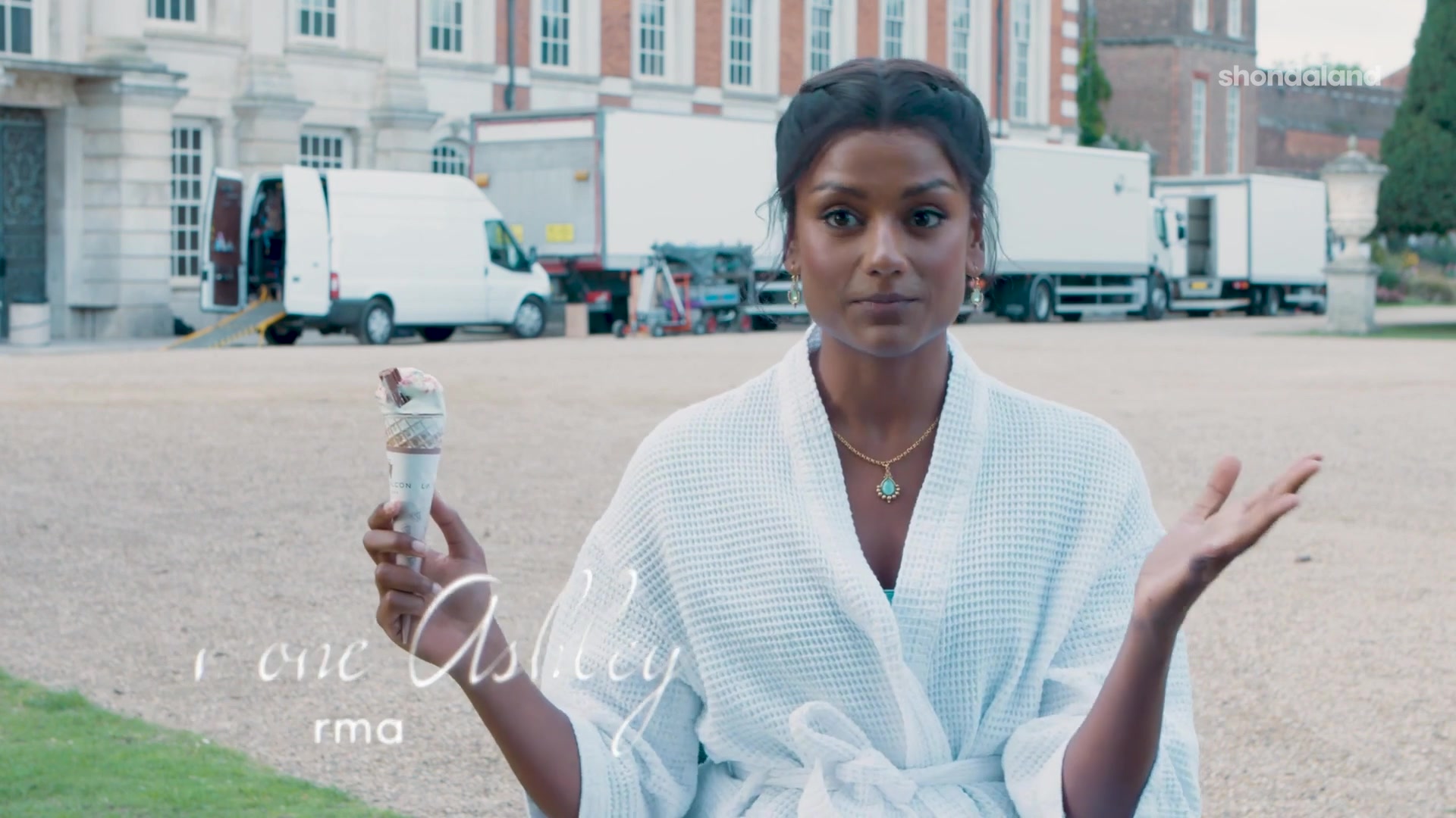 Family_028.jpg Family_028.jpg