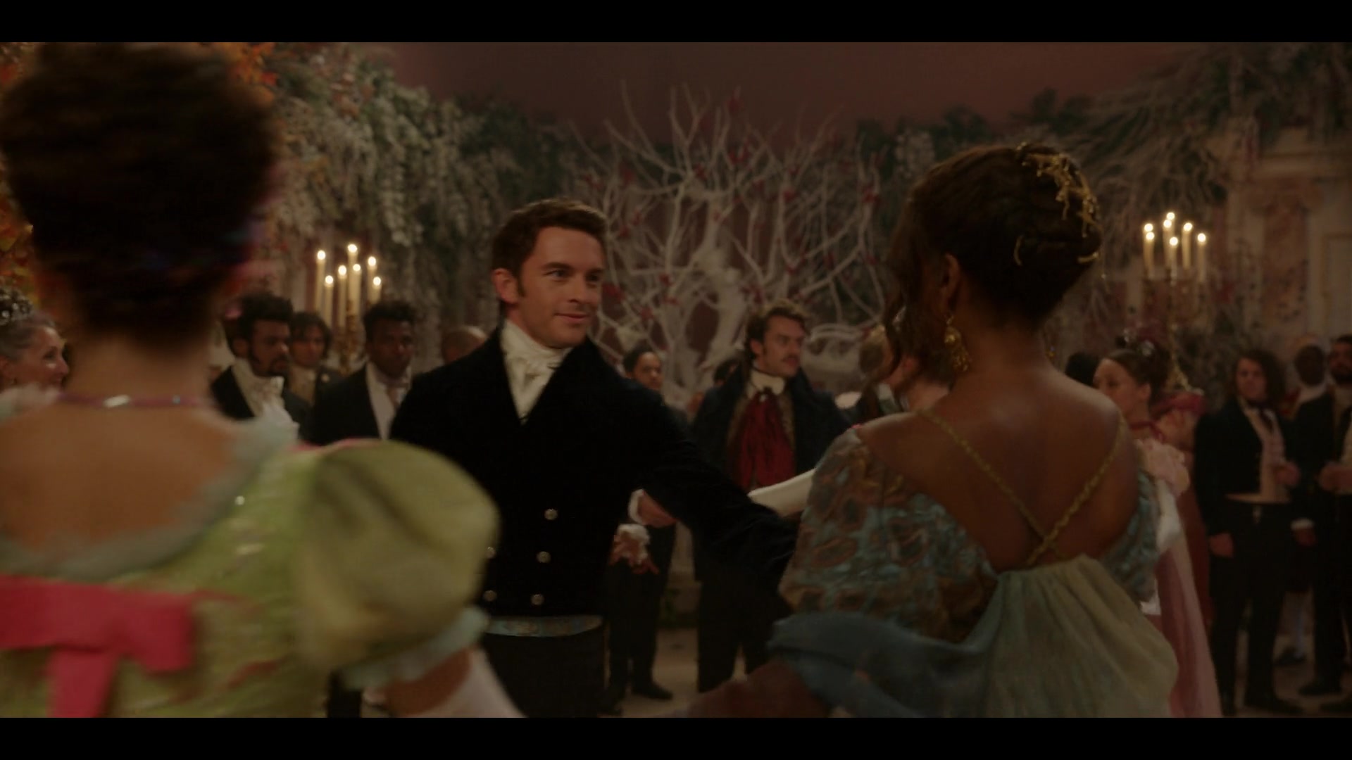 Bridgerton3x01_0205.jpg