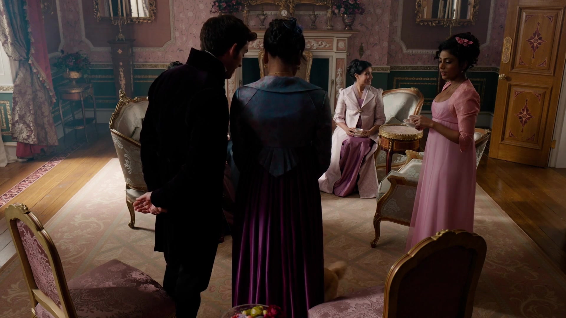bridgerton2bloopers049.jpg