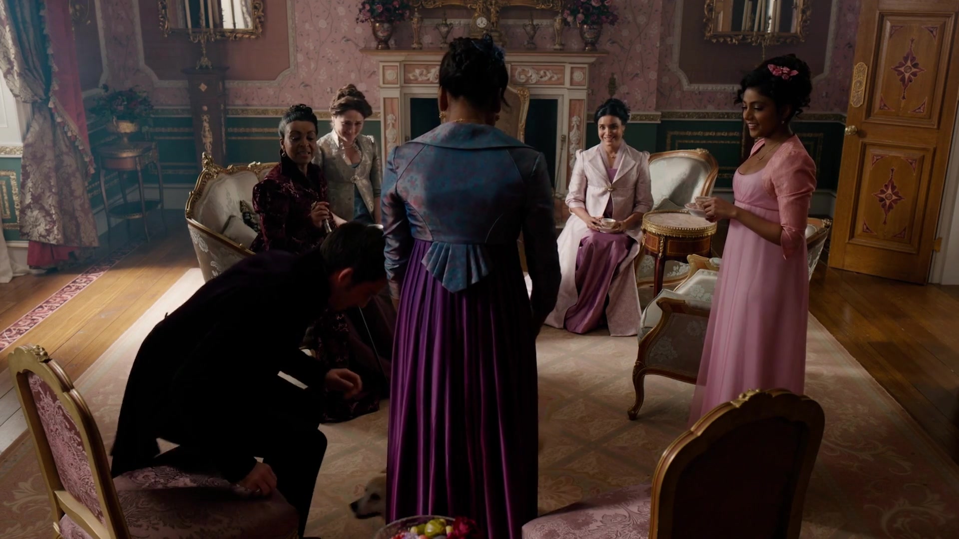 bridgerton2bloopers051.jpg