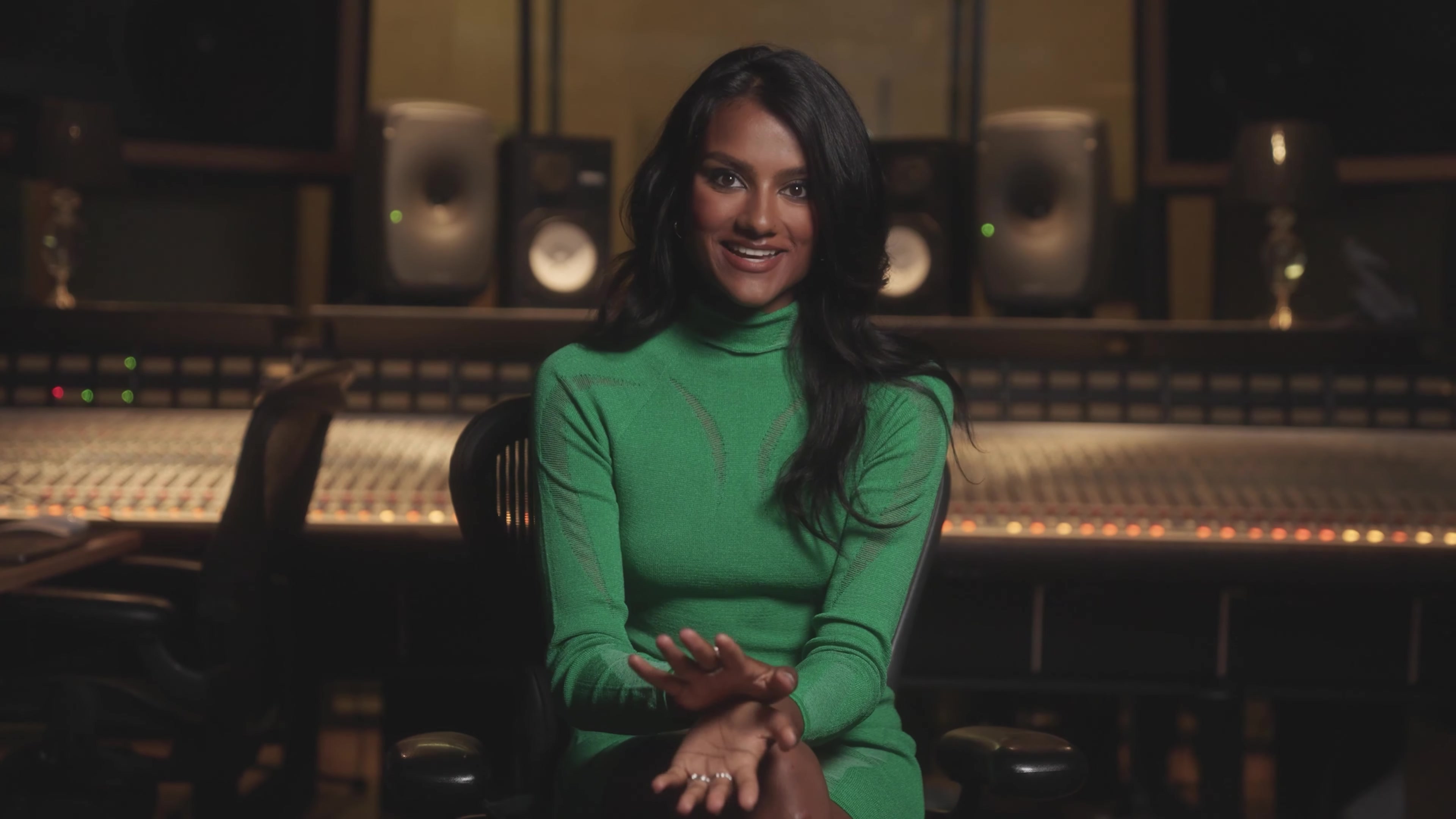 inthestudio113.jpg inthestudio113.jpg