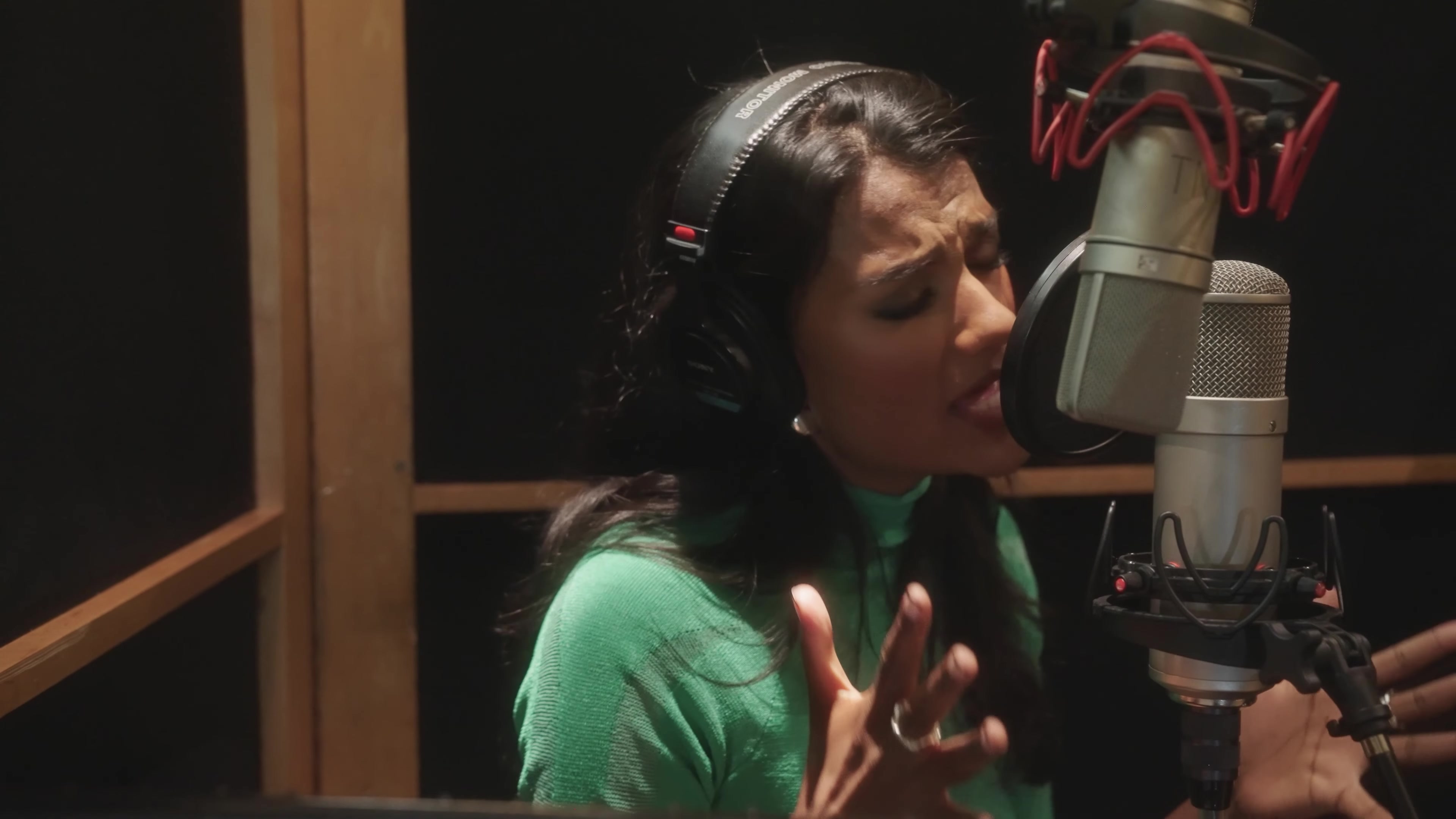 inthestudio134.jpg inthestudio134.jpg