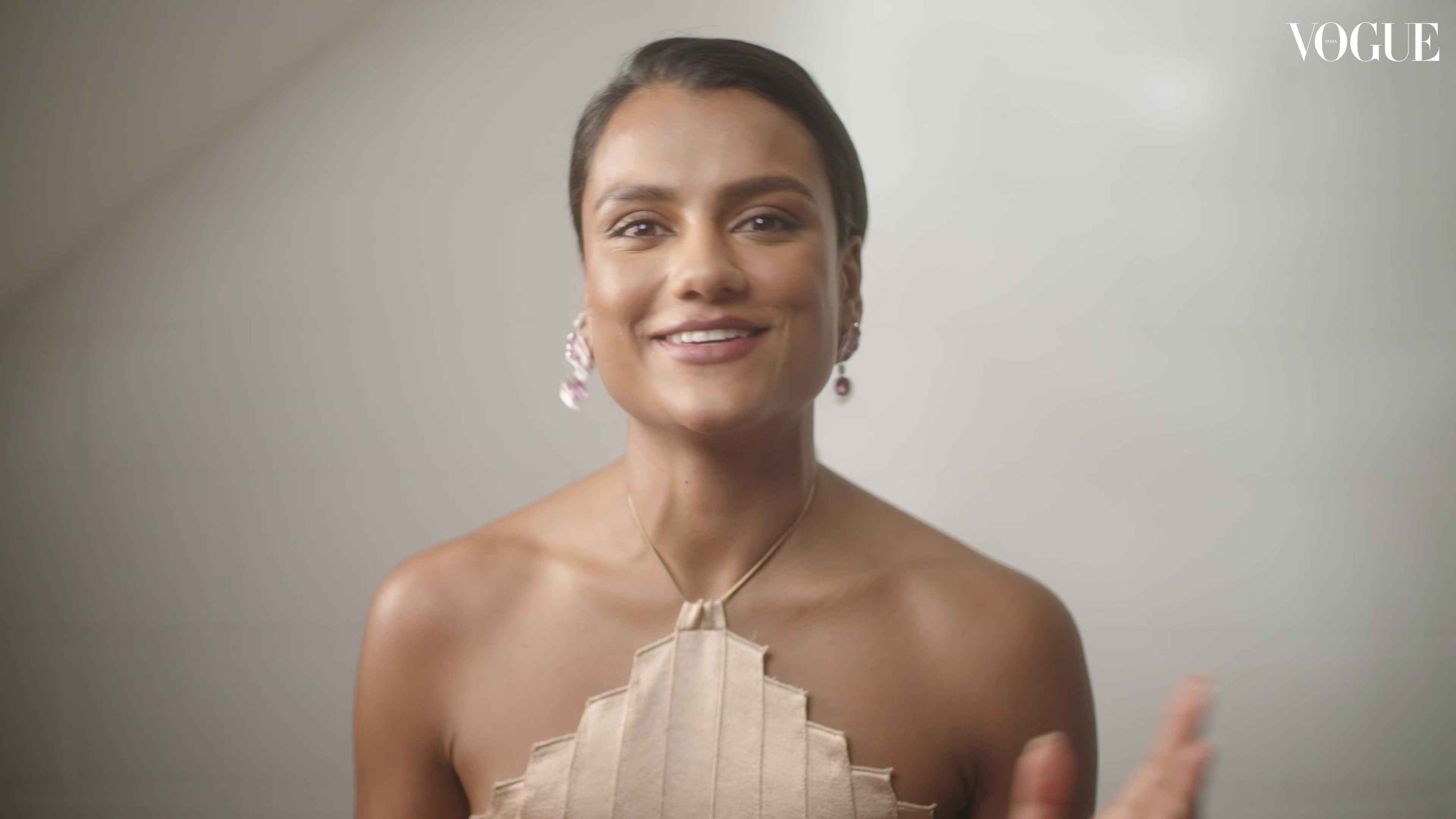 vogueindiabts226.jpg vogueindiabts226.jpg