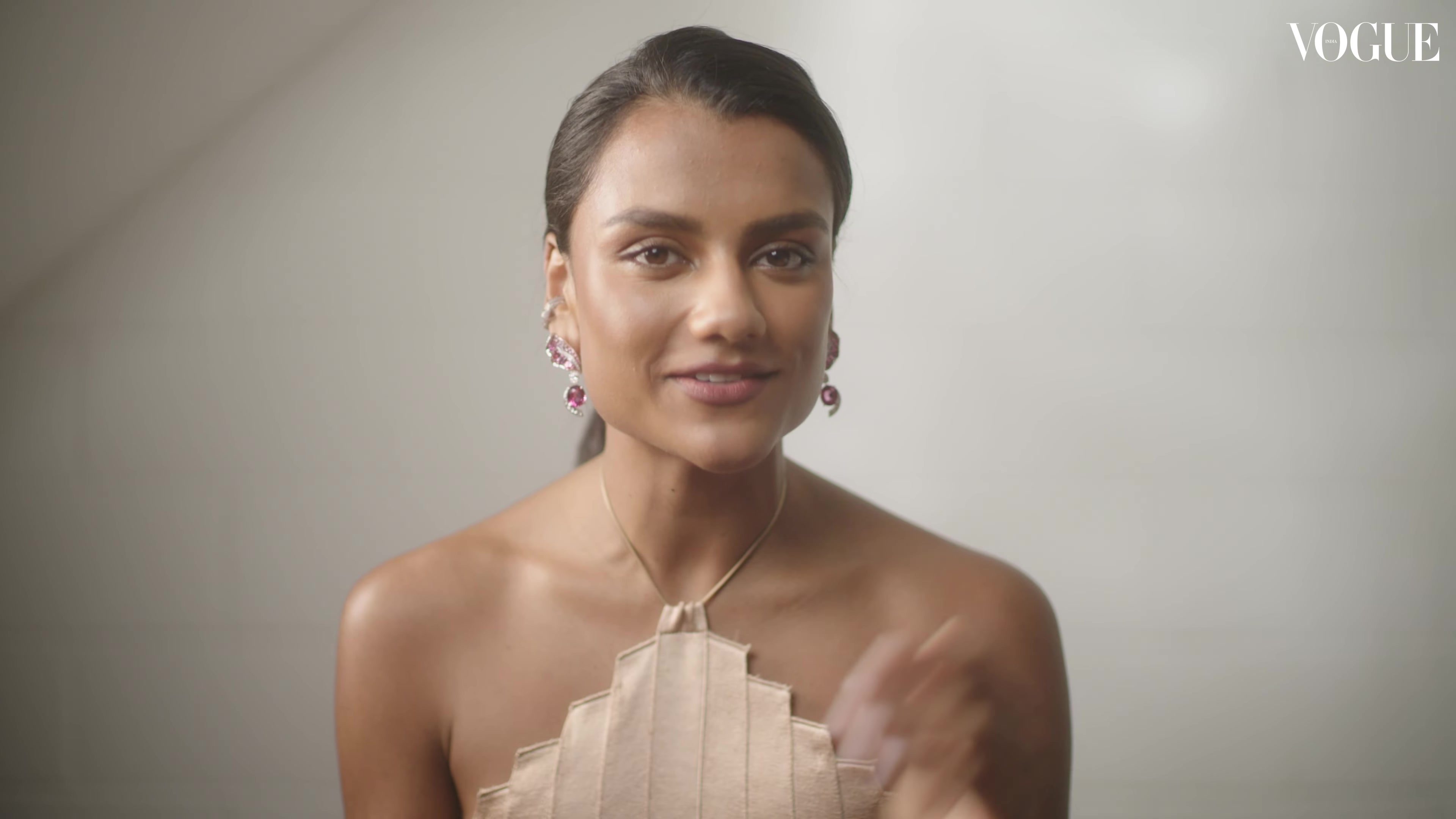 vogueindiabts254.jpg vogueindiabts254.jpg