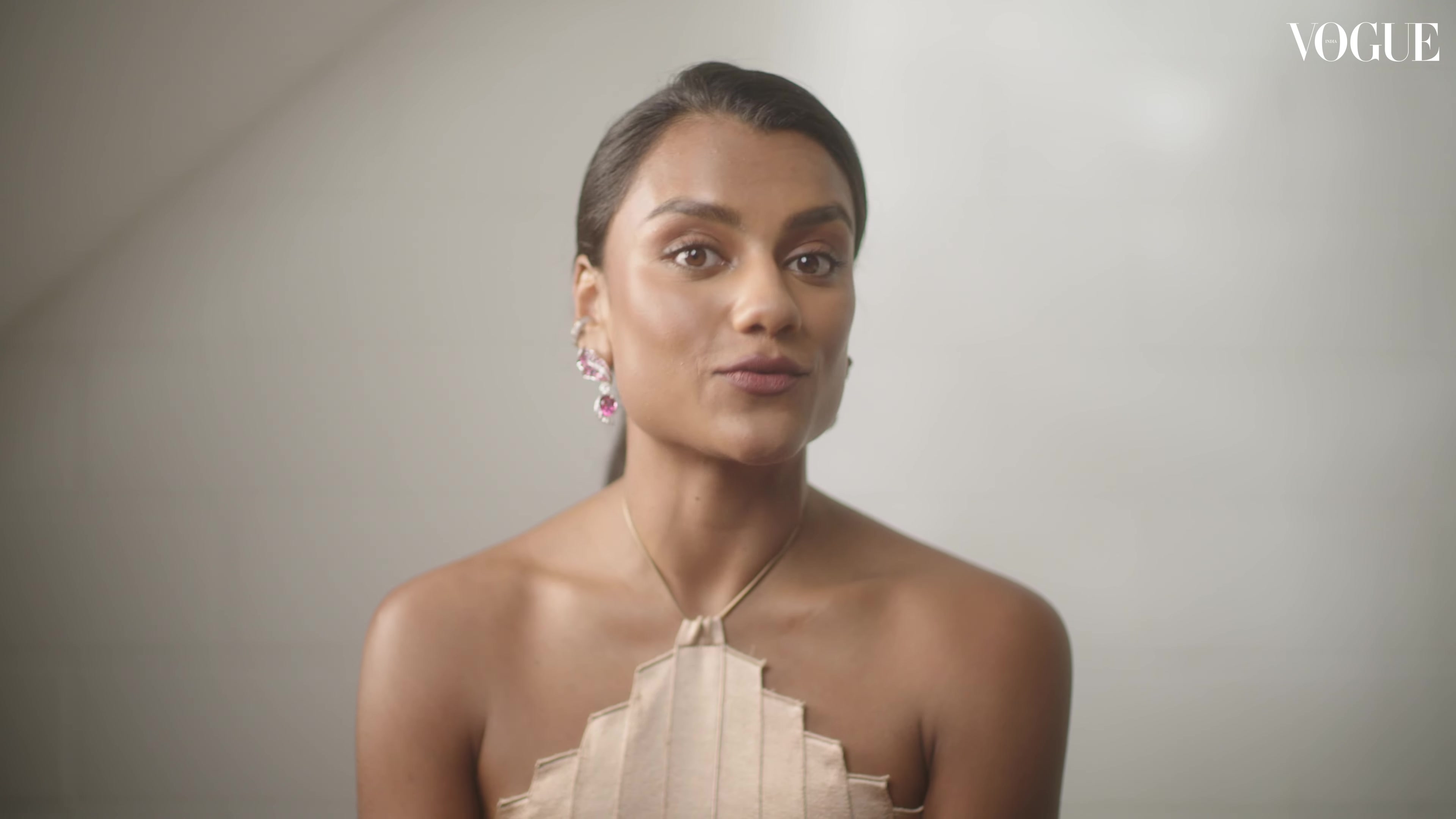 vogueindiabts289.jpg vogueindiabts289.jpg