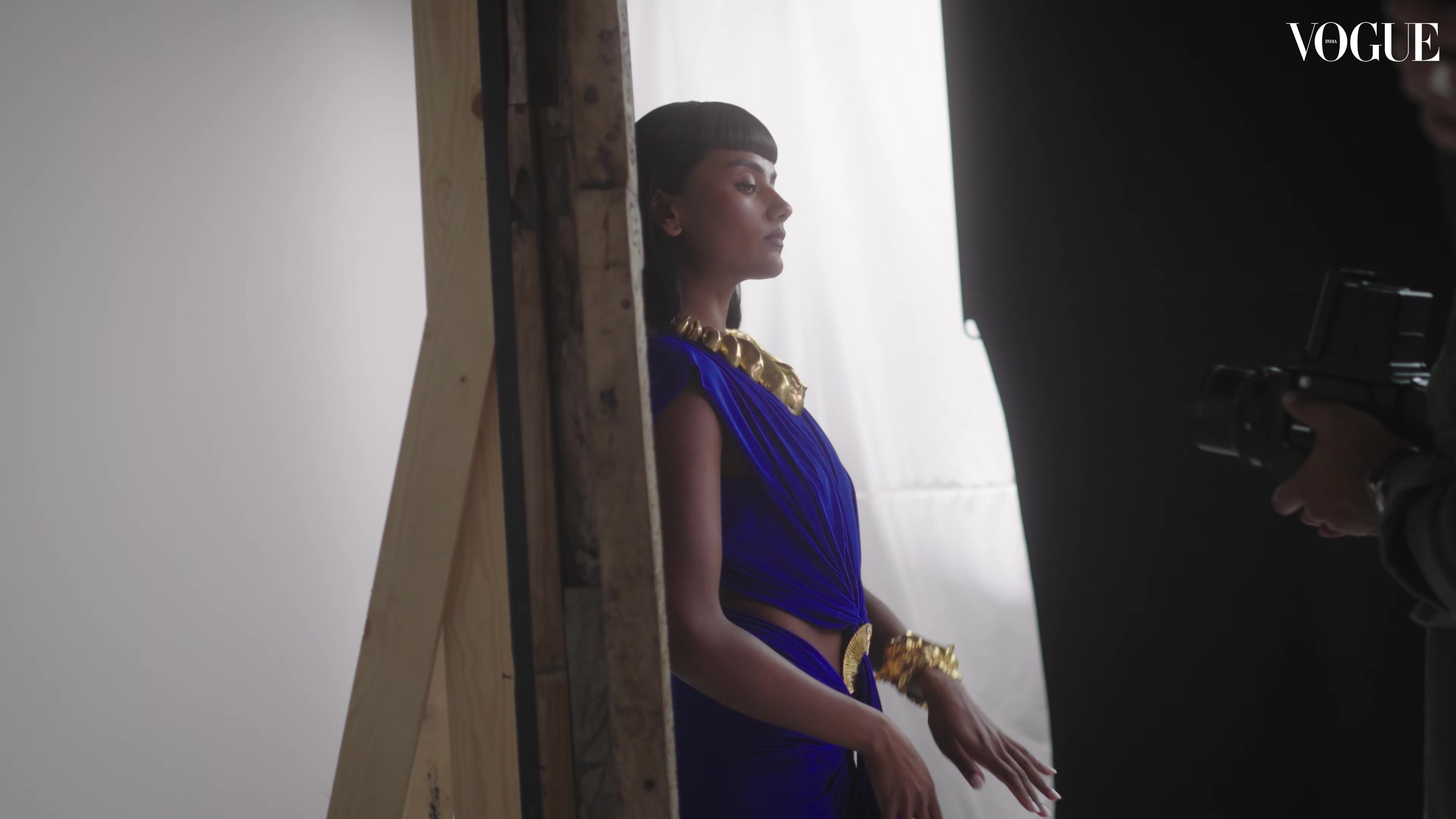 vogueindiabts300.jpg