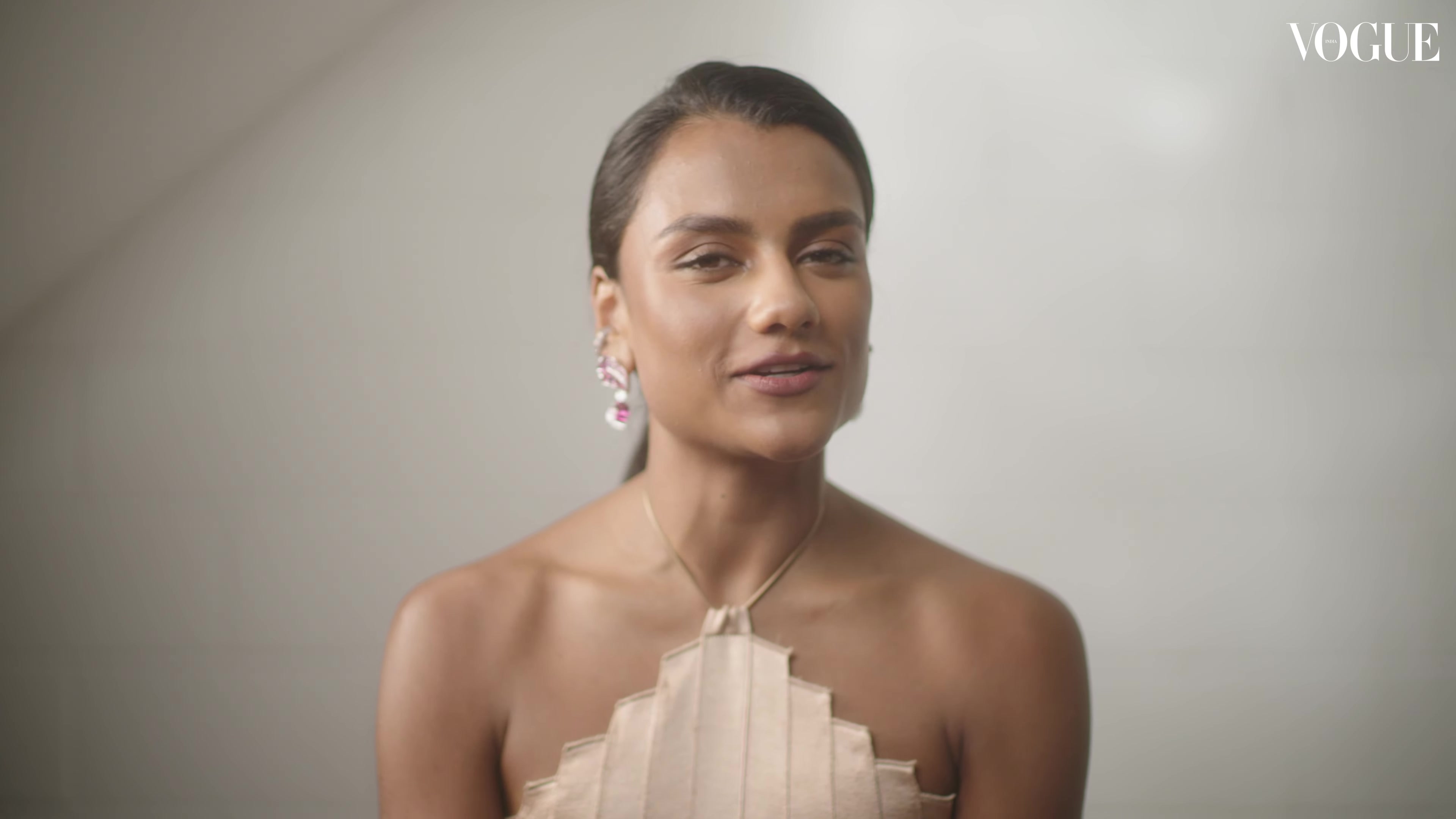 vogueindiabts356.jpg vogueindiabts356.jpg