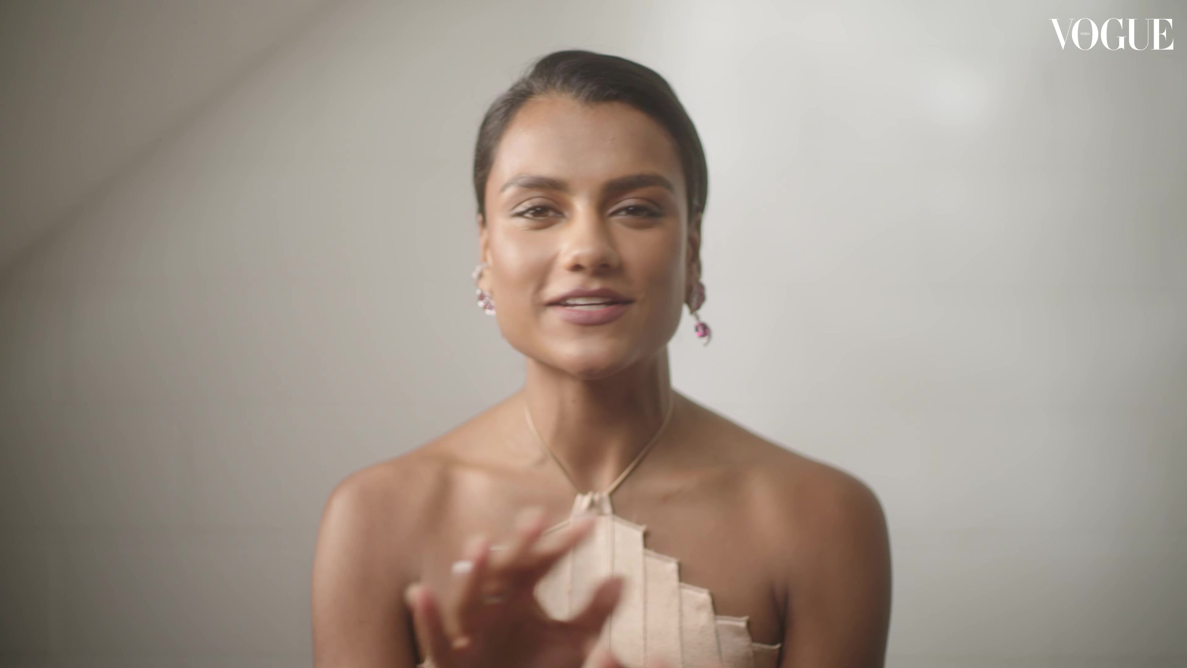 vogueindiabts357.jpg vogueindiabts357.jpg