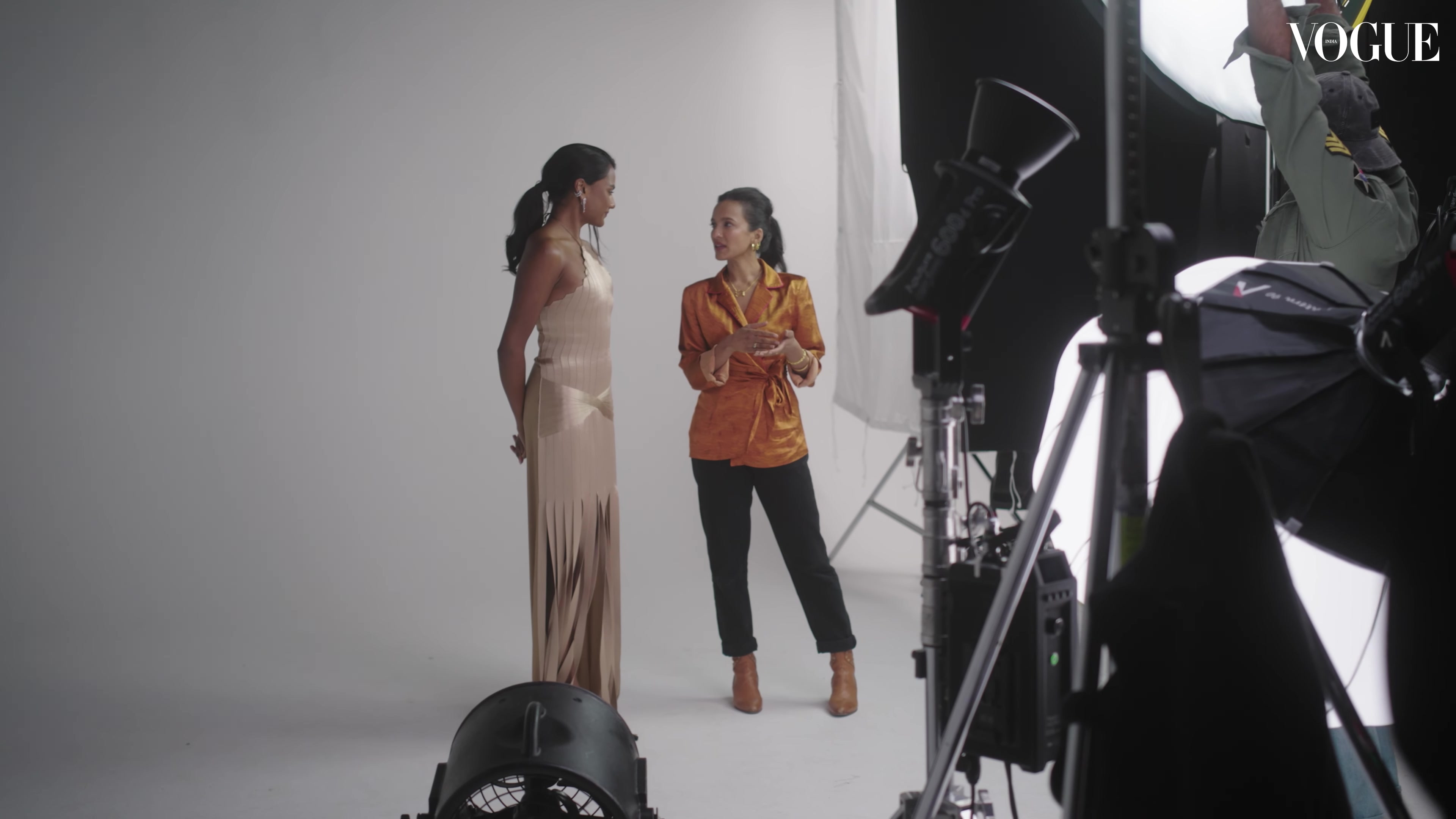 vogueindiabts457.jpg vogueindiabts457.jpg