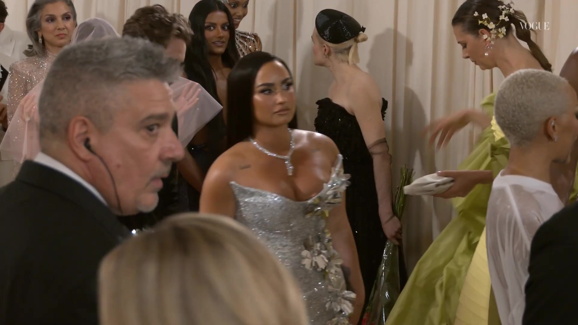 voguemetgalaline014.jpg voguemetgalaline014.jpg