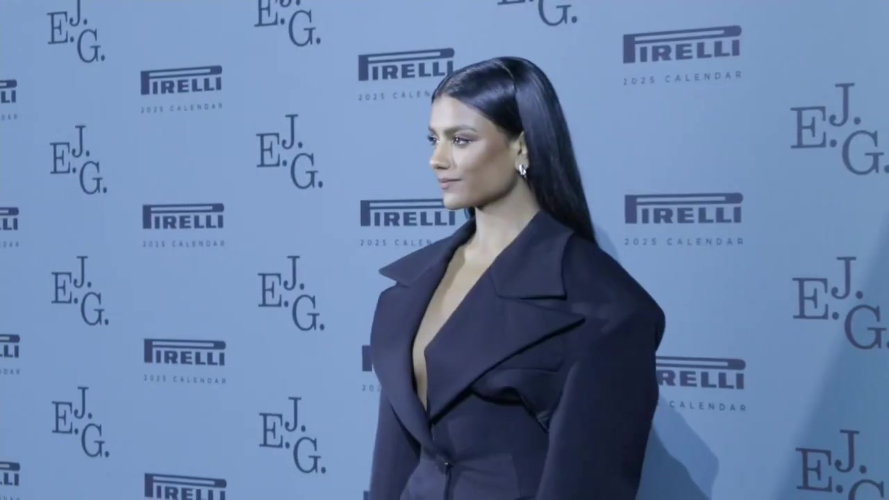 pirellicalgala0026.jpg pirellicalgala0026.jpg